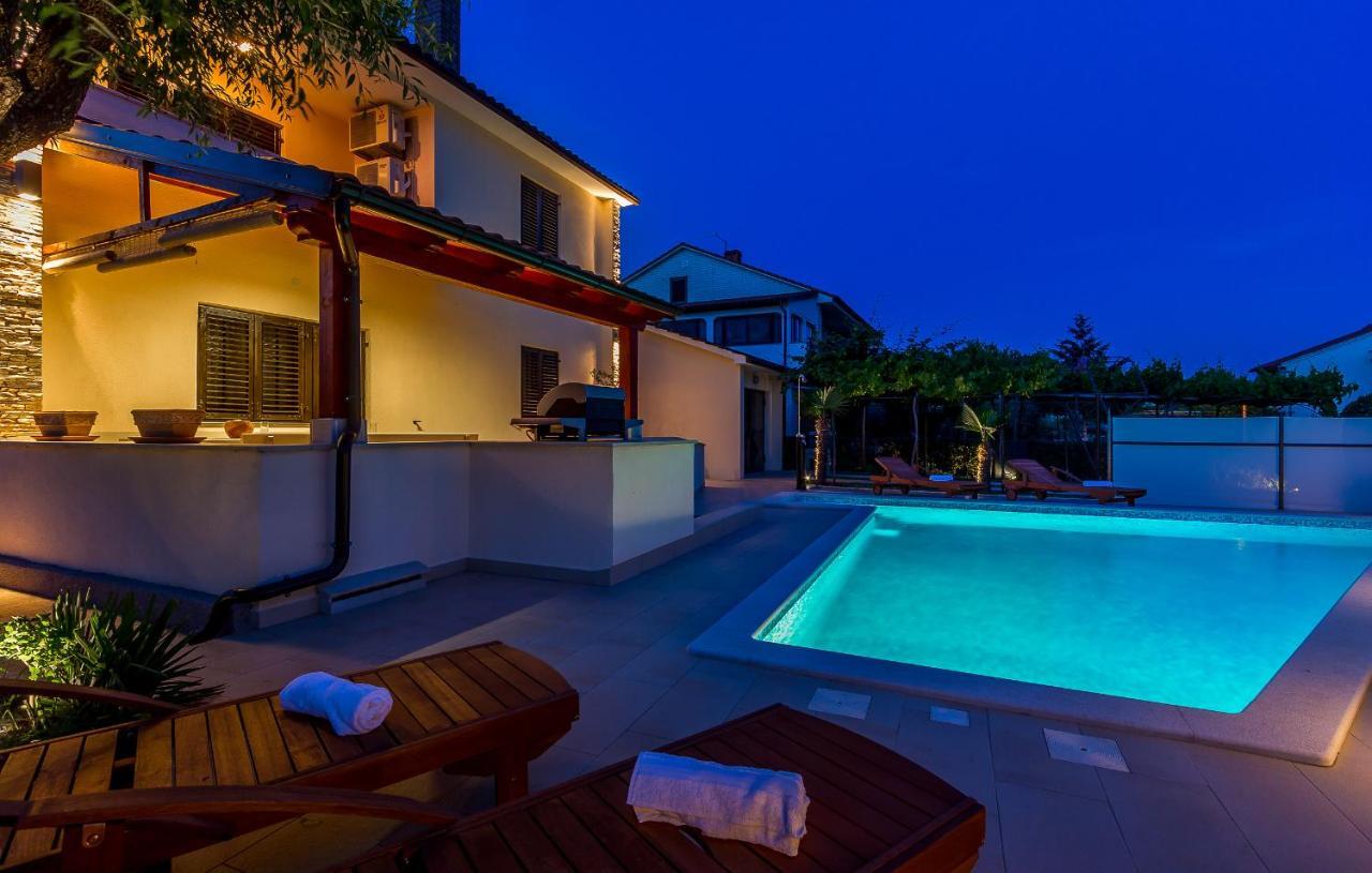 Holiday Home Villa Pula Kamer foto