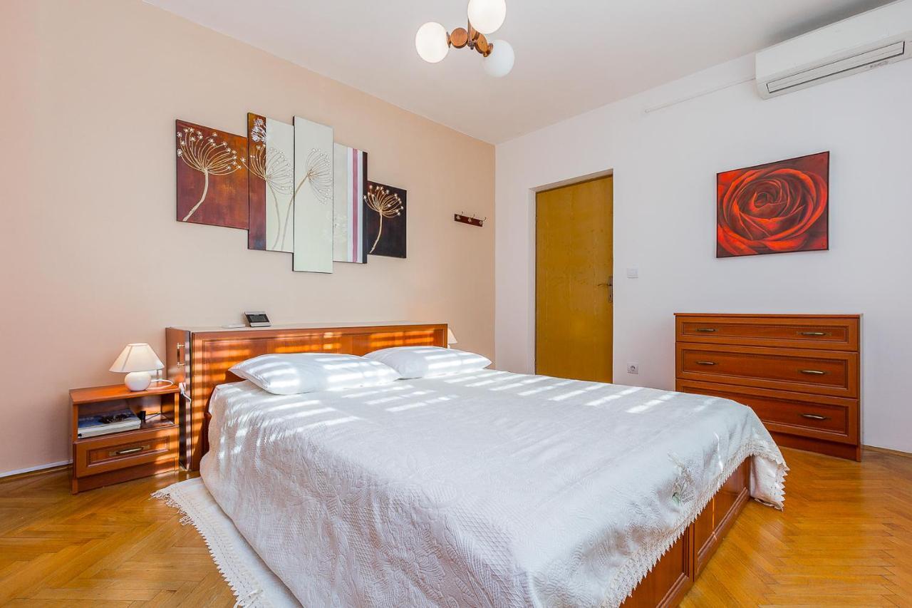 Holiday Home Villa Pula Kamer foto