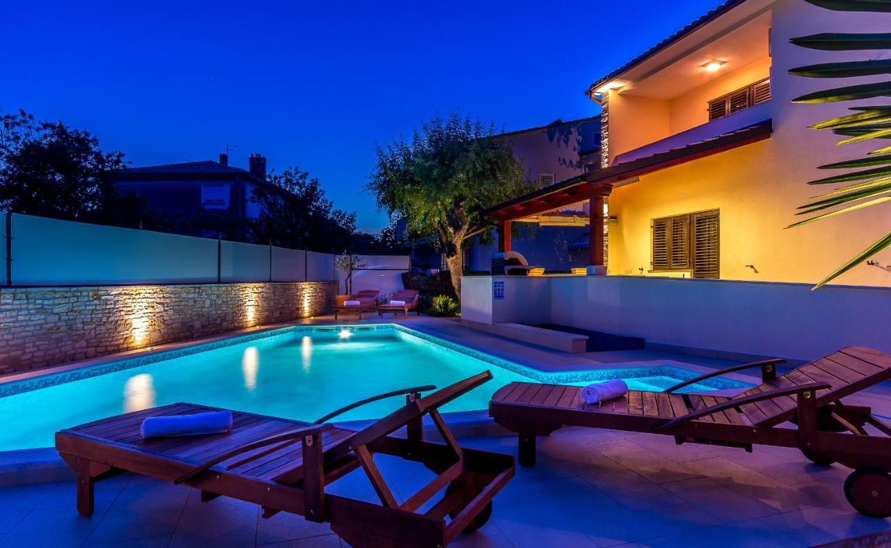 Holiday Home Villa Pula Kamer foto